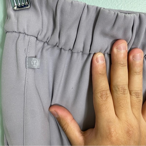 Lululemon Noir Crop Purple Pants Stretch Sz 4 W6AYAS‎ - Picture 8 of 8